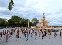 Hue promotes tourism growth potential